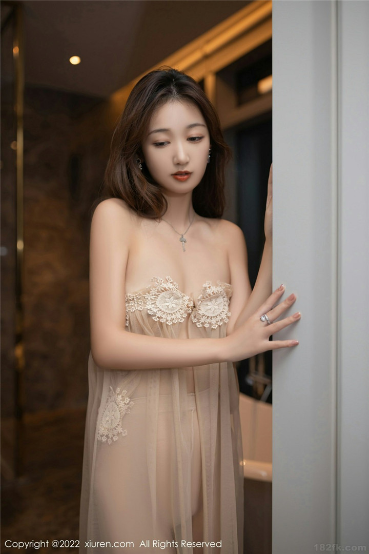 [XiuRen秀人网] 2022.02.17 No.4601 唐安琪 性感写真 [73+1P]