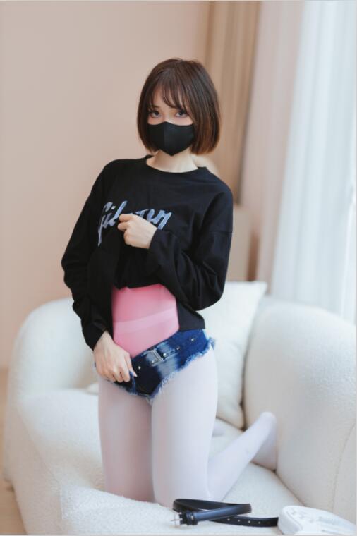 洛桑w伊梓 - NO.001 升玖老师 [38P