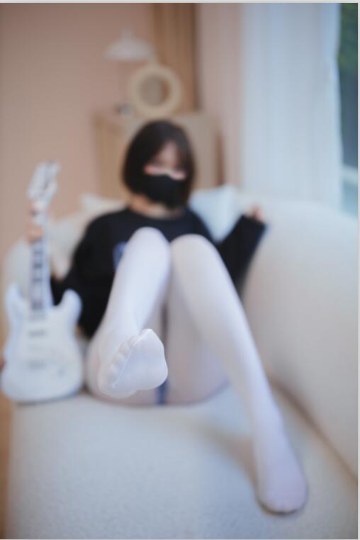 洛桑w伊梓 - NO.001 升玖老师 [38P