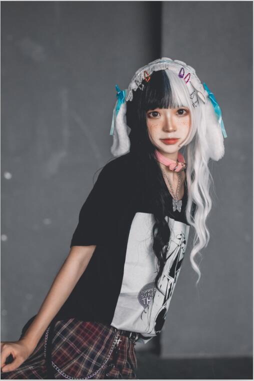 疯猫ss – NO.102 雀斑少女 12P
