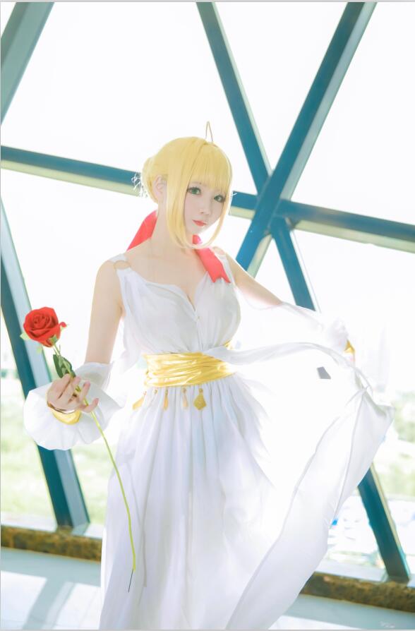 楚楚子w - NO.02 COS-FATEEXTRA COS尼禄cos场照是尼禄的睡裙 10P