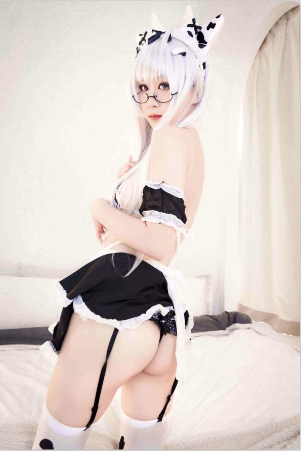 流年不停_w No.02 奶牛少女 [52P4V