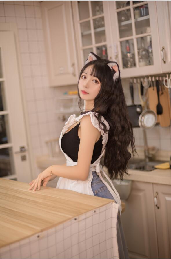 黑猫猫OvO – NO.008 厨房 11P