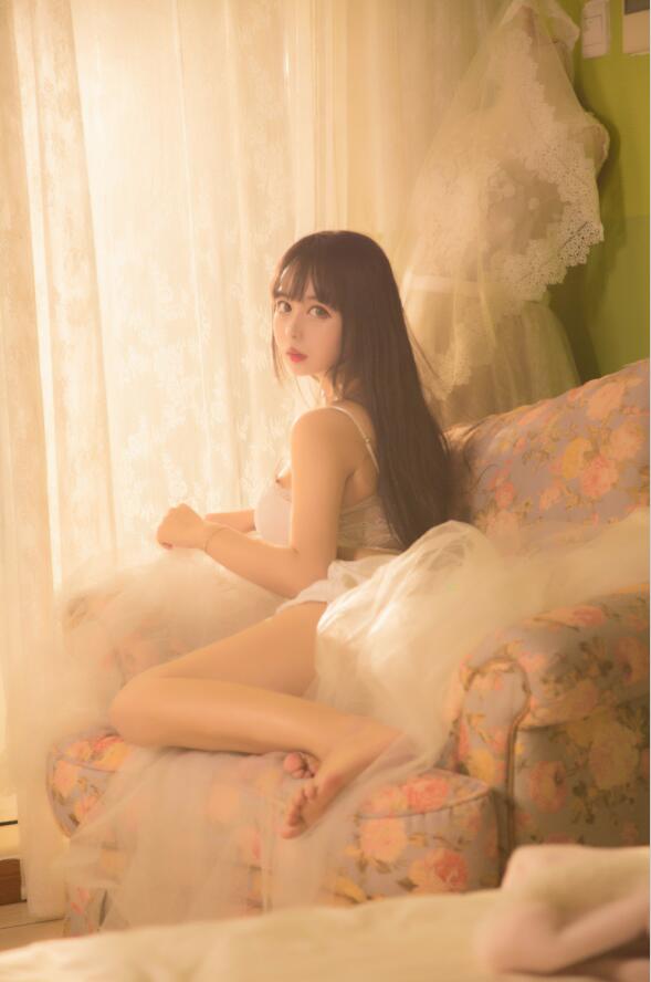 黑猫猫OvO – NO.018 少女写真 [26P