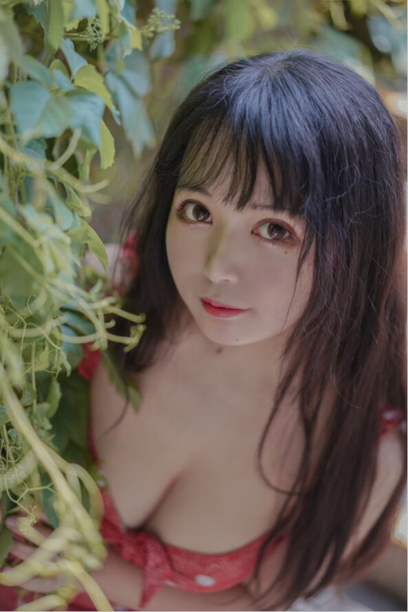 黑猫猫OvO – NO.028 草莓 32P