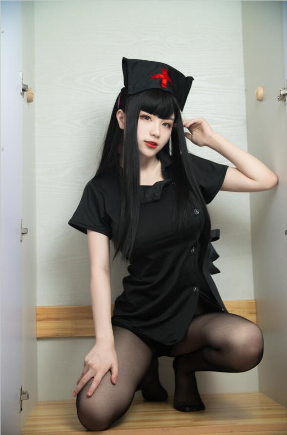 起司块wii - NO.02 黑色护士 [58P